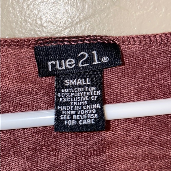 Top - Picture 3 of 3